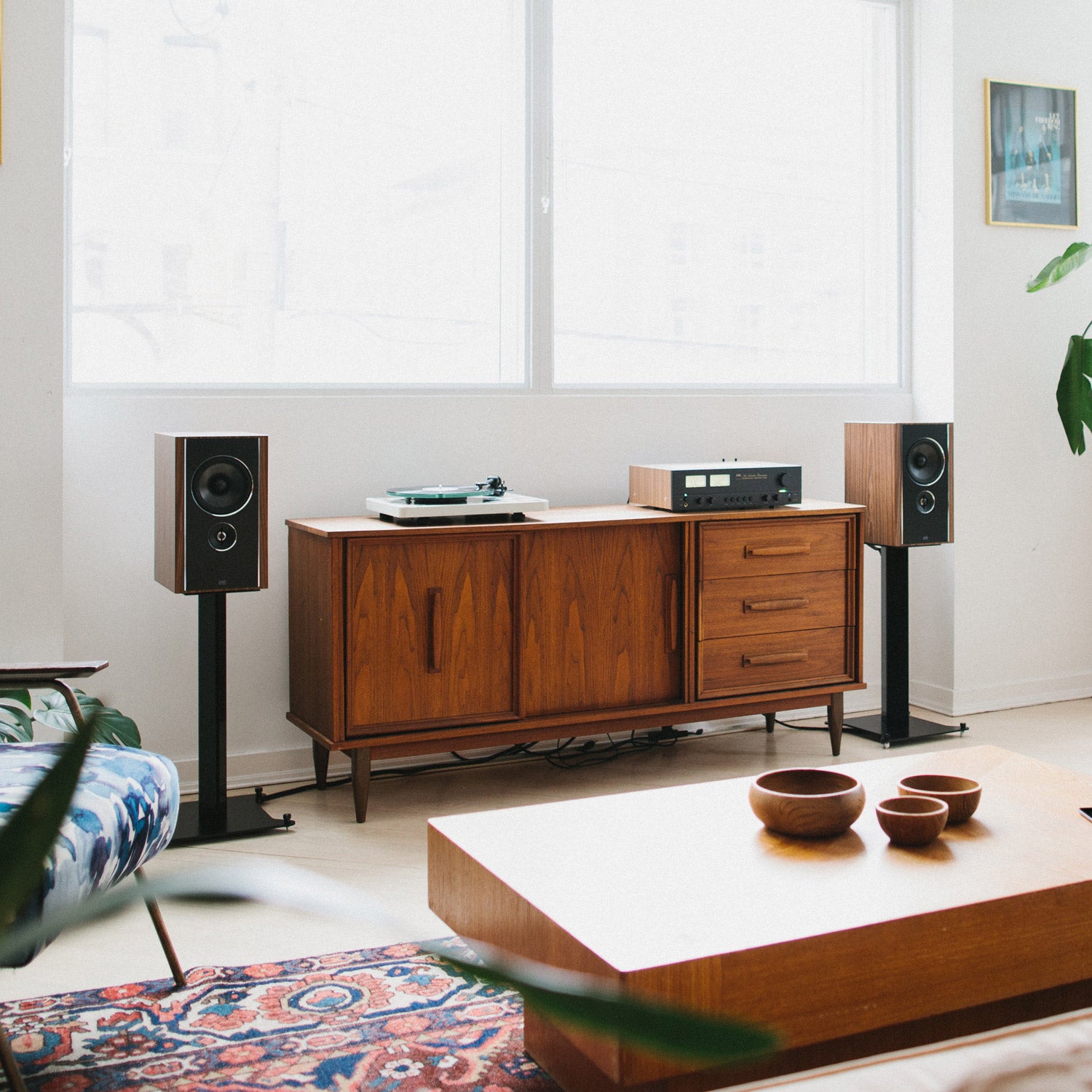 PSB Speakers Synchrony Lautsprecher mit NAD C 3050 Verstärker